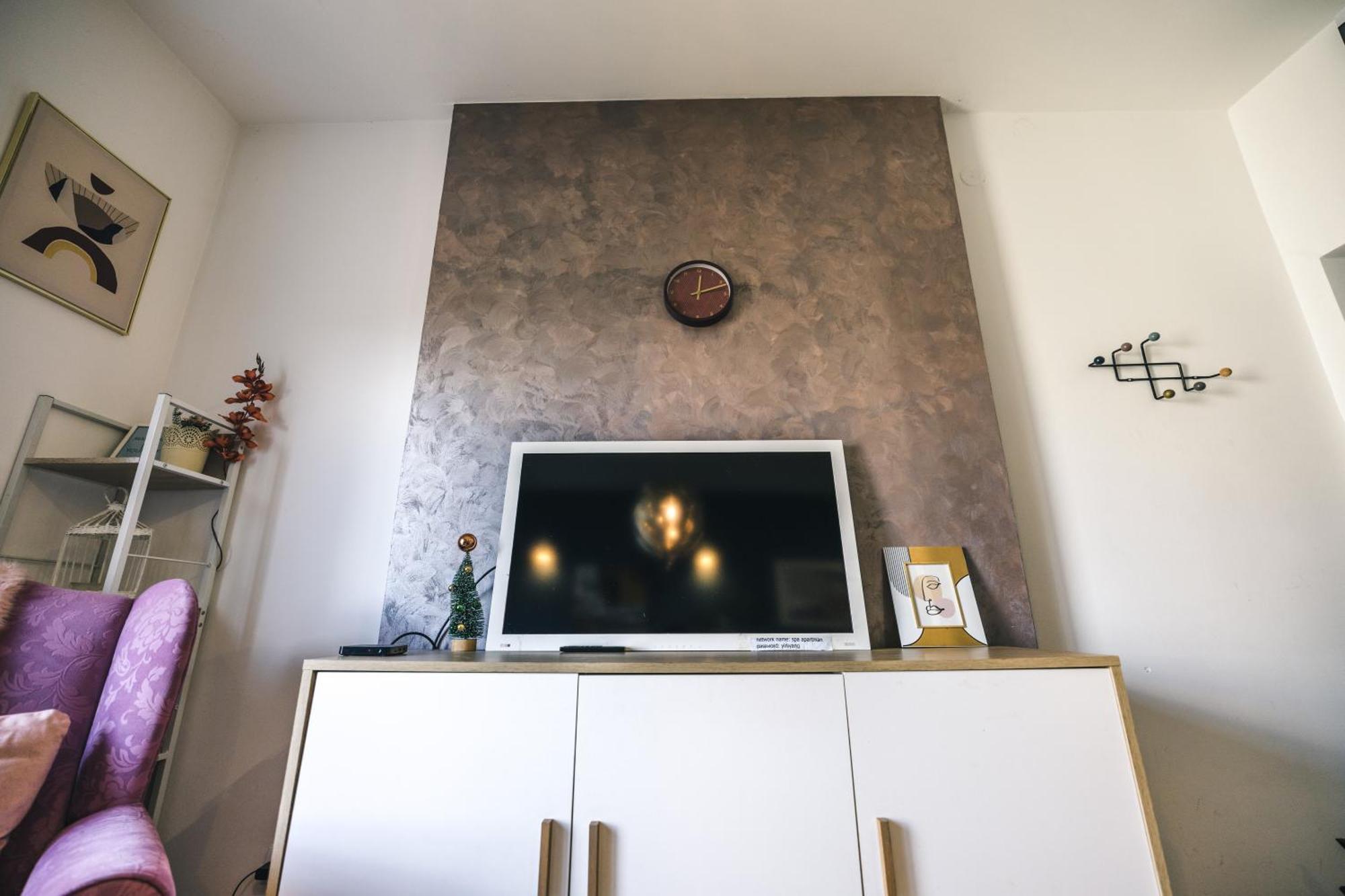 Spa Apartment Yin - Hot Tub, Sauna, Spa Novi Sad Luaran gambar